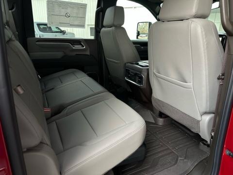 2026 GMC Sierra 2500HD SLT