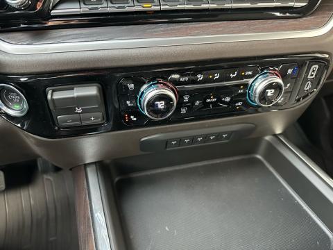 2026 GMC Sierra 2500HD SLT