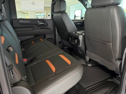 2026 GMC Sierra 2500HD AT4 - Photo 17