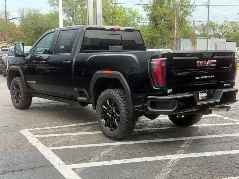 New Onyx Black 2026 GMC Sierra 2500HD AT4 4WD - photo 8 - Stock #261171