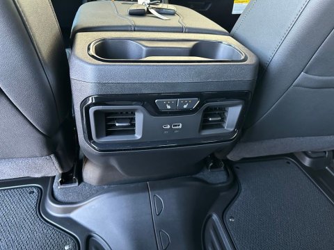 New Sterling Metallic 2026 GMC Sierra 2500HD AT4 4WD - photo 19 - Stock #261121