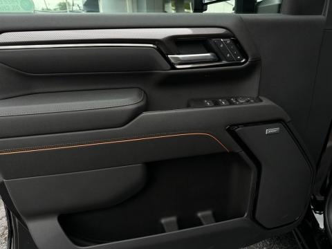 New Onyx Black 2026 GMC Sierra 2500HD AT4 4WD - photo 10 - Stock #260942