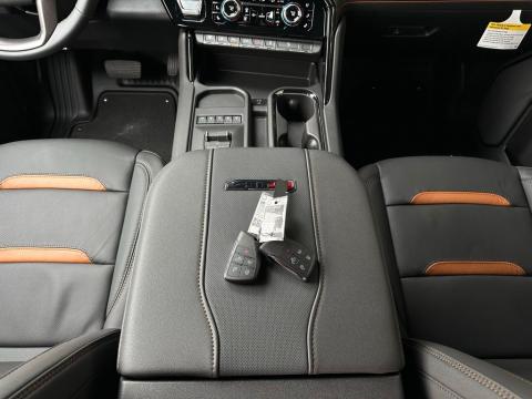New Onyx Black 2026 GMC Sierra 2500HD AT4 4WD - photo 20 - Stock #260942