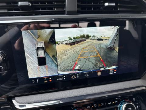 New Onyx Black 2026 GMC Sierra 2500HD AT4 4WD - photo 26 - Stock #260942