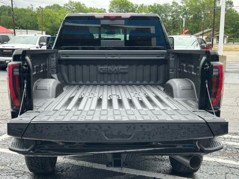 New Onyx Black 2026 GMC Sierra 2500HD AT4 4WD - photo 6 - Stock #260942