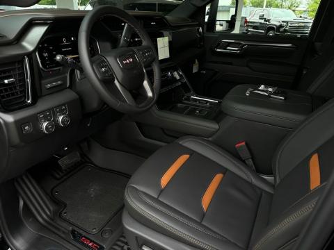 New Onyx Black 2026 GMC Sierra 2500HD AT4 4WD - photo 9 - Stock #260942