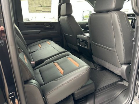New Onyx Black 2026 GMC Sierra 2500HD AT4 4WD - photo 17 - Stock #260942