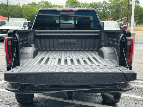 New Onyx Black 2026 GMC Sierra 2500HD AT4 4WD - photo 6 - Stock #260942
