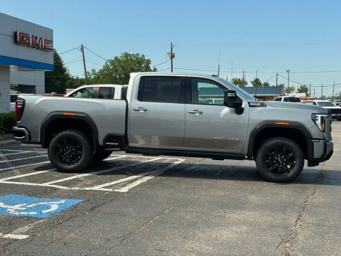 New Sterling Metallic 2026 GMC Sierra 2500HD AT4 4WD - photo 4 - Stock #260978