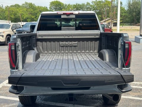 New Sterling Metallic 2026 GMC Sierra 2500HD AT4 4WD - photo 7 - Stock #260978