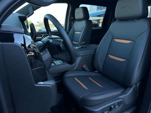New Volcanic Red Tintcoat 2026 GMC Sierra 2500HD AT4 4WD - photo 12 - Stock #260932
