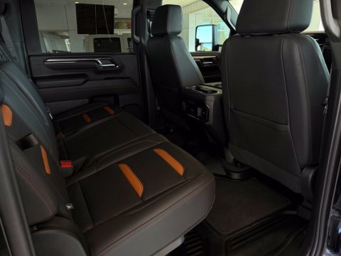 Pre-Owned Onyx Black 2025 GMC Sierra 2500HD AT4 4WD - photo 20 - Stock #261171A