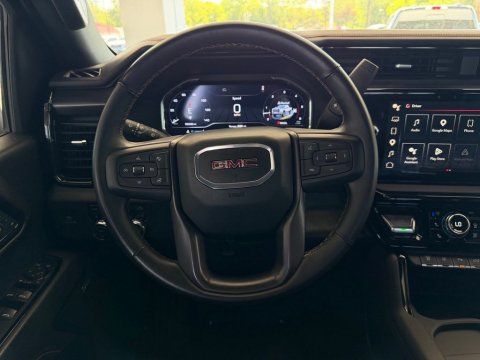 Pre-Owned Summit White 2025 GMC Sierra 2500HD AT4 4WD - photo 18 - Stock #261097A