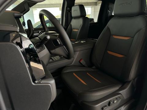 New Onyx Black 2026 GMC Sierra 2500HD AT4 4WD - photo 12 - Stock #260986