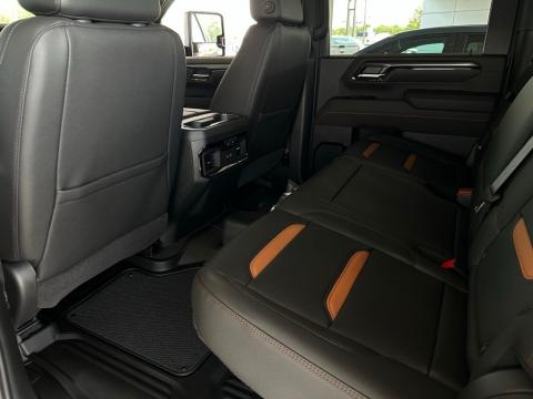 New Onyx Black 2026 GMC Sierra 2500HD AT4 4WD - photo 14 - Stock #260986