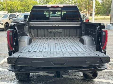 New Onyx Black 2026 GMC Sierra 2500HD AT4 4WD - photo 6 - Stock #260986