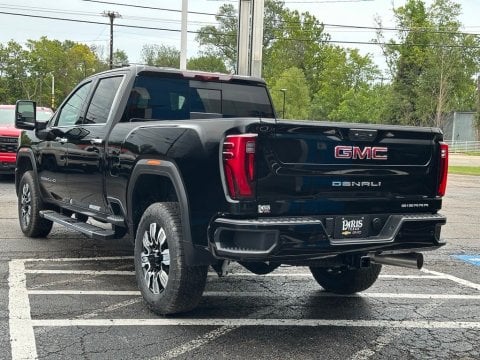 New Onyx Black 2026 GMC Sierra 2500HD Denali 4WD - photo 8 - Stock #261032