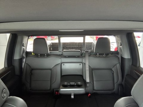 New Onyx Black 2026 GMC Sierra 2500HD Denali 4WD - photo 25 - Stock #261032