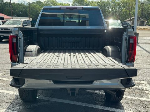 New Sterling Metallic 2026 GMC Sierra 2500HD Denali 4WD - photo 6 - Stock #261031