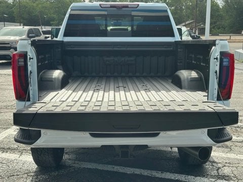 New Summit White 2026 GMC Sierra 2500HD Denali 4WD - photo 6 - Stock #261037