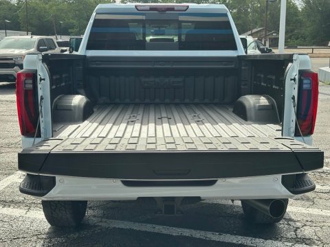 New Summit White 2026 GMC Sierra 2500HD Denali 4WD - photo 6 - Stock #261037