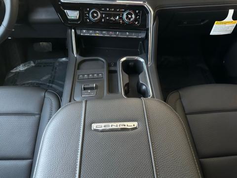 2026 GMC Sierra 2500HD Denali
