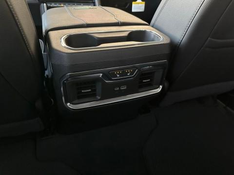 2026 GMC Sierra 2500HD Denali