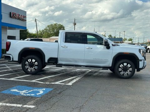 New Glacier White Tricoat 2026 GMC Sierra 2500HD Denali 4WD - photo 4 - Stock #261035