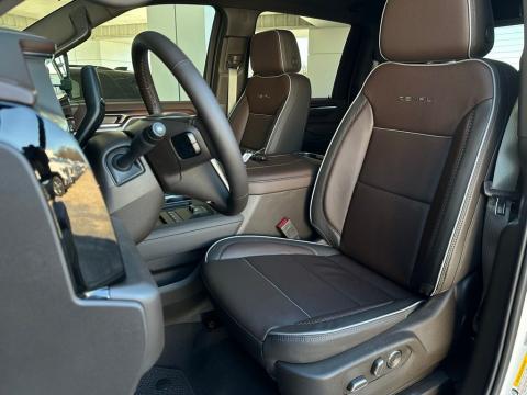 2026 GMC Sierra 2500HD Denali