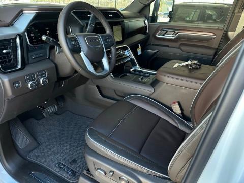 2026 GMC Sierra 2500HD Denali