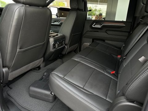 New Onyx Black 2026 GMC Sierra 2500HD Denali 4WD - photo 14 - Stock #261113