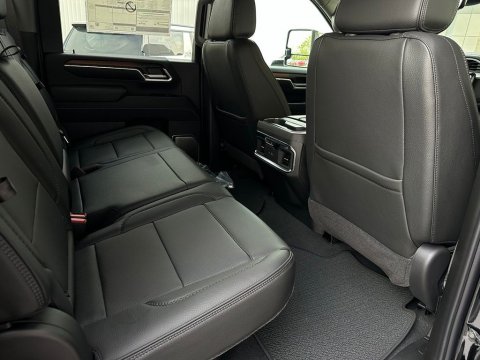 New Onyx Black 2026 GMC Sierra 2500HD Denali 4WD - photo 17 - Stock #261113