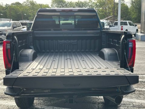 New Onyx Black 2026 GMC Sierra 2500HD Denali 4WD - photo 8 - Stock #261113