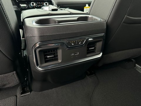 New Onyx Black 2026 GMC Sierra 2500HD Denali 4WD - photo 21 - Stock #261040