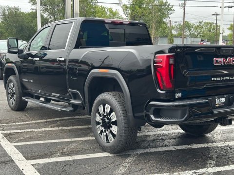 New Onyx Black 2026 GMC Sierra 2500HD Denali 4WD - photo 8 - Stock #261040