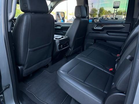 Pre-Owned Sterling Metallic 2025 GMC Sierra 3500HD SLT 4WD - photo 15 - Stock #A1034