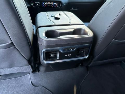 Pre-Owned Sterling Metallic 2025 GMC Sierra 3500HD SLT 4WD - photo 22 - Stock #A1034