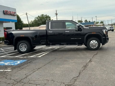 New Onyx Black 2026 GMC Sierra 3500HD Denali 4WD - photo 4 - Stock #261057