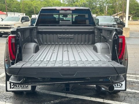 New Onyx Black 2026 GMC Sierra 3500HD Denali 4WD - photo 6 - Stock #261057