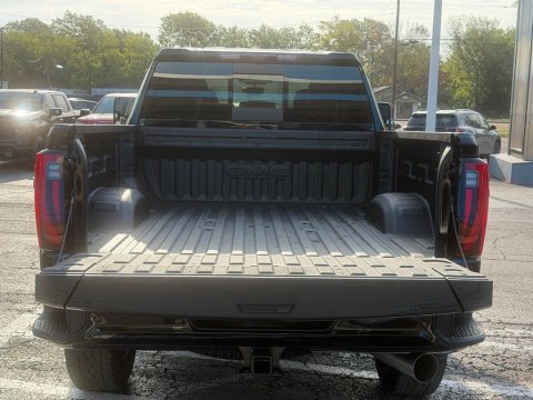 New Onyx Black 2026 GMC Sierra 2500HD Denali Ultimate 4WD - photo 6 - Stock #261177