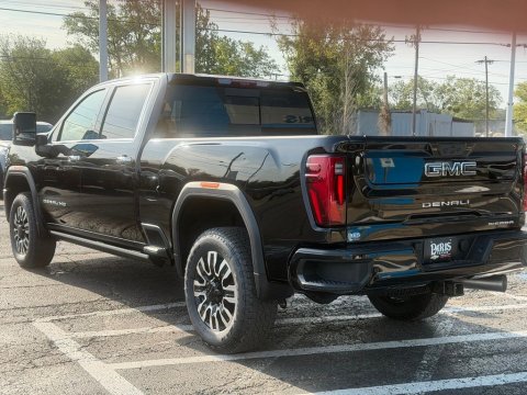 New Onyx Black 2026 GMC Sierra 2500HD Denali Ultimate 4WD - photo 8 - Stock #261177