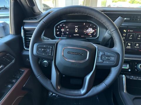 New Glacier White Tricoat 2026 GMC Sierra 2500HD Denali Ultimate 4WD - photo 18 - Stock #260896