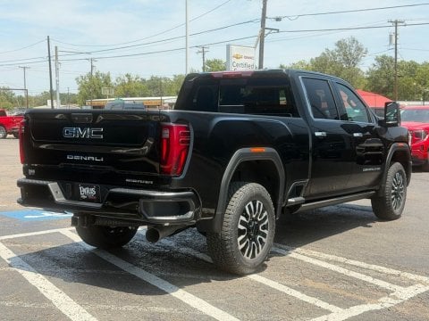 New Onyx Black 2026 GMC Sierra 2500HD Denali Ultimate 4WD - photo 7 - Stock #261174