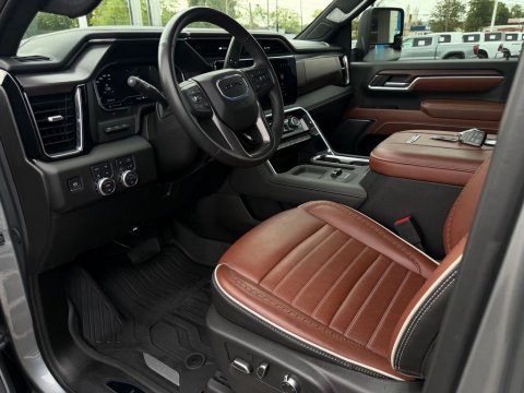 Certified Pre-Owned Sterling Metallic 2025 GMC Sierra 2500HD Denali Ultimate 4WD - photo 10 - Stock #261175A
