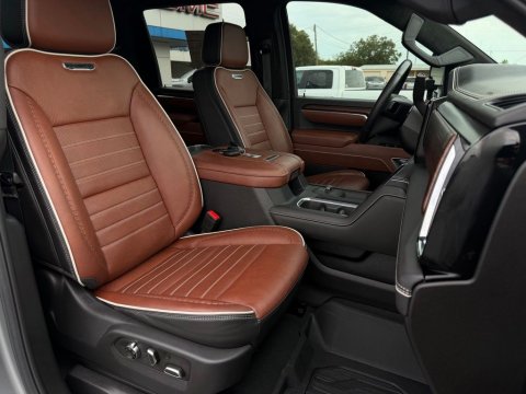 Certified Pre-Owned Sterling Metallic 2025 GMC Sierra 2500HD Denali Ultimate 4WD - photo 17 - Stock #261175A