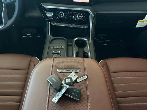 New Sterling Metallic 2026 GMC Sierra 2500HD Denali Ultimate 4WD - photo 20 - Stock #260684