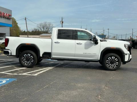 2026 GMC Sierra 2500HD Denali Ultimate