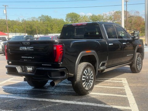 Pre-Owned Onyx Black 2025 GMC Sierra 2500HD Denali Ultimate 4WD - photo 7 - Stock #261346A