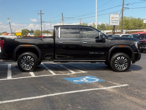 Pre-Owned Onyx Black 2025 GMC Sierra 2500HD Denali Ultimate 4WD - photo 5 - Stock #261346A
