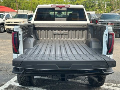 New Summit White 2026 GMC Sierra 2500HD AT4X 4WD - photo 6 - Stock #261103